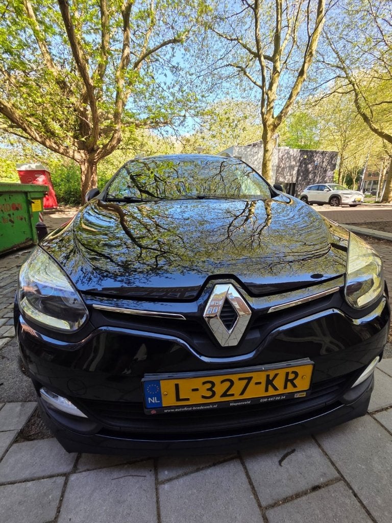 Renault Mégane 1.2 TCE 85KW Energy Estate 2014 Zwart, Auto's, Voorwielaandrijving, 4 cilinders, Handgeschakeld, Particulier