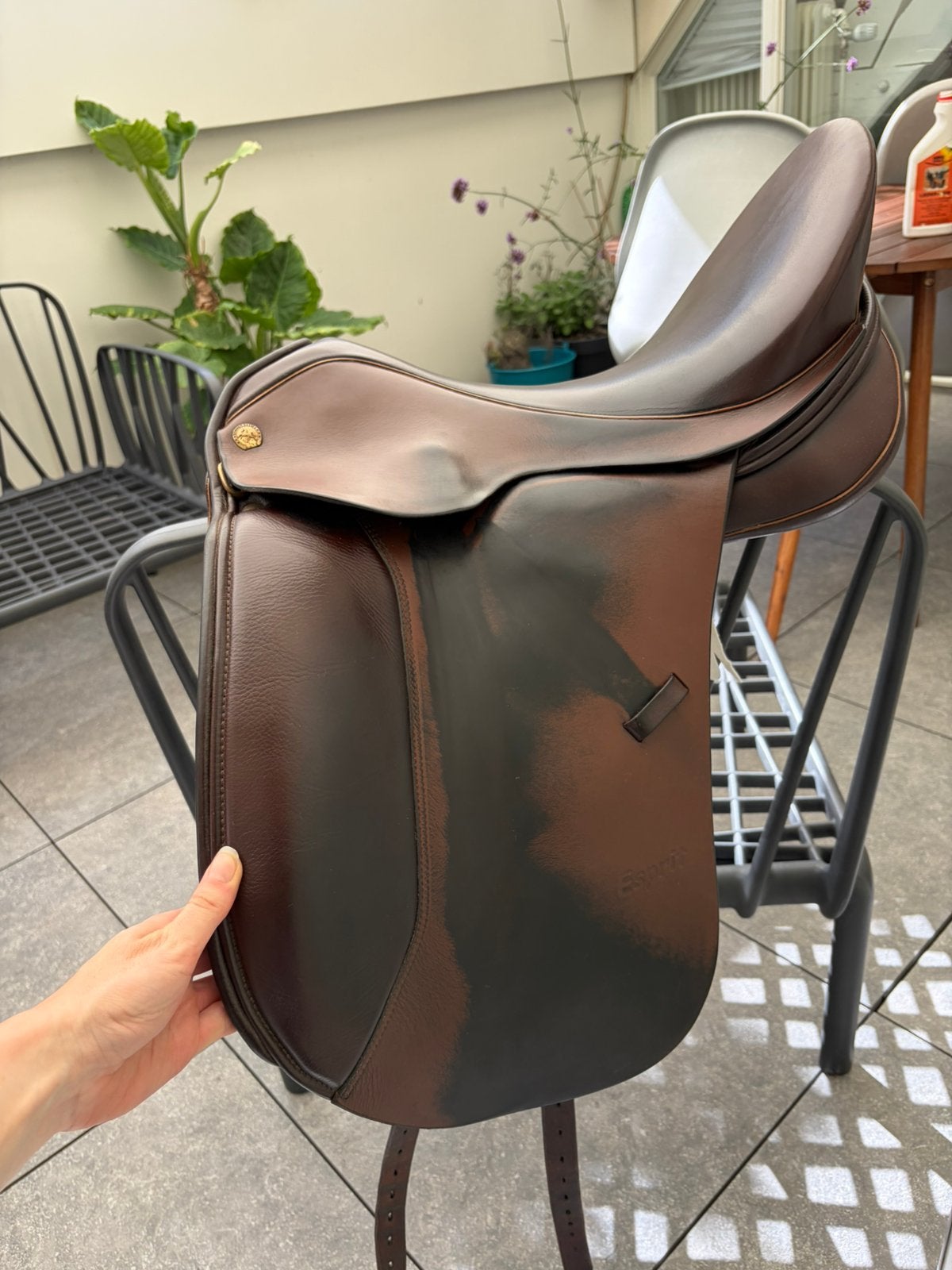 Bruin Sommer Esprit DS dressuurzadel aanpasbaar, Ophalen, L (17.5 inch), Gebruikt, Dressuur
