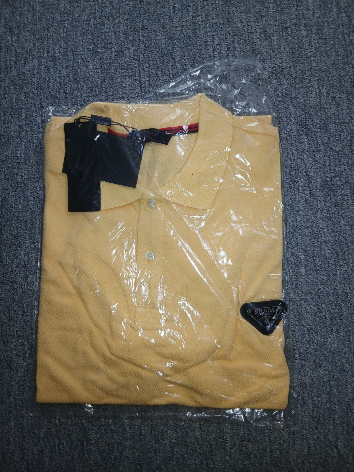 Prada Polo Shirt Heren - Nieuw met labels, Geel, Ophalen of Verzenden, Prada, Maat 56/58 (XL)