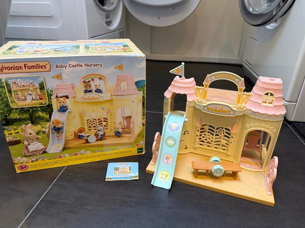 Sylvanian Families Baby Kasteel Crèche - Zo goed als nieuw, Ophalen of Verzenden, Zo goed als nieuw, Jongen of Meisje