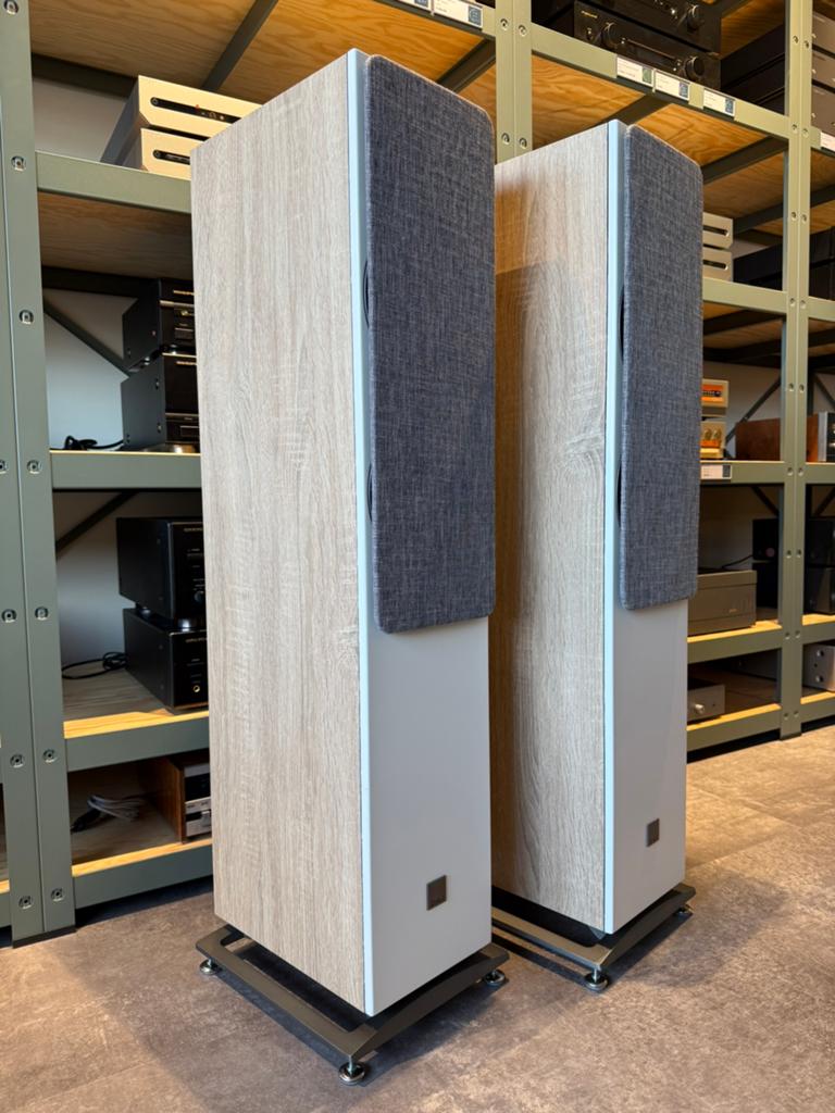 Dali Oberon 7, nieuwstaat, zeer mooi, 1 jaar garantie, Audio, Tv en Foto, Luidsprekers, Contact@vintageaudiobreda.nl, Dali, Zo goed als nieuw