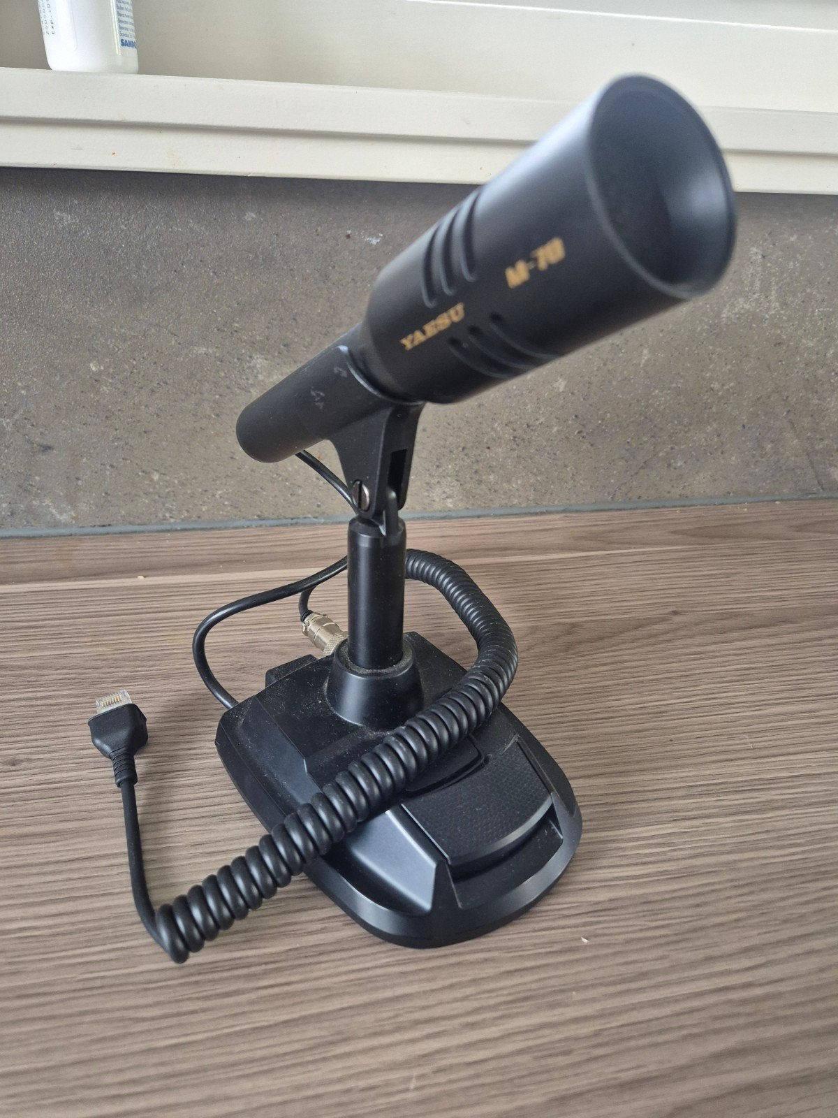 Yaesu M-70 mic., Ophalen