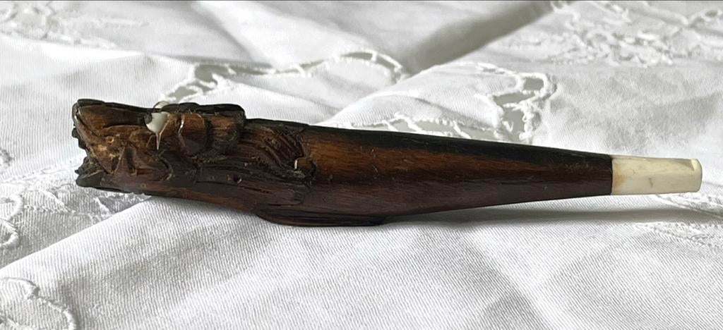 Houten pijpje met dierfiguur, Antiek en Kunst, Antiek | Overige Antiek, Ophalen of Verzenden
