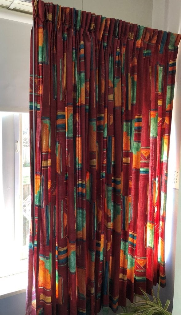 Overgordijn met fraai design, Ophalen, Gebruikt, Rood