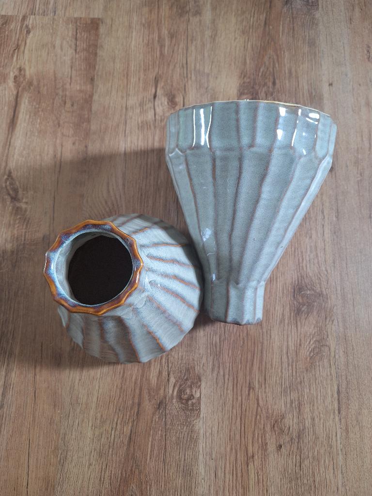 Siervazen (2 stuks), Huis en Inrichting, Woonaccessoires | Vazen, Aardewerk of Porselein, Nieuw, Ophalen of Verzenden, Minder dan 50 cm