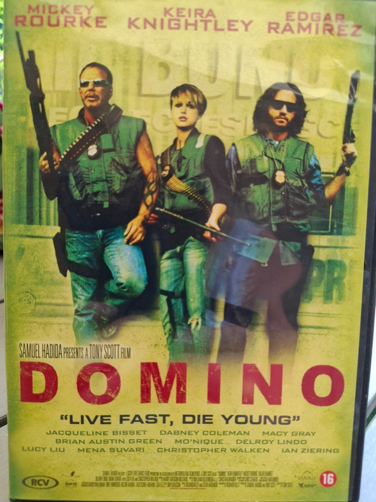 Domino DVD - Actiethriller met Keira Knightley, Vanaf 16 jaar, Ophalen of Verzenden, Zo goed als nieuw, Actiethriller