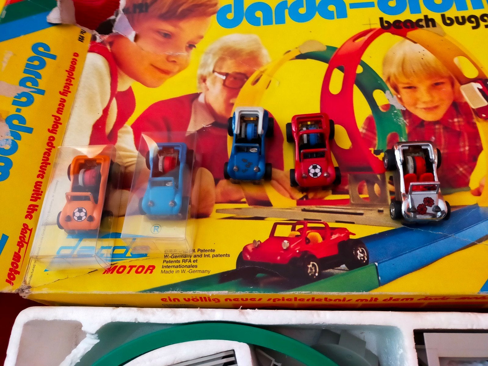 Foto 10 van Darda verzameling met oa Volkswagen Kever en Buggybaan.