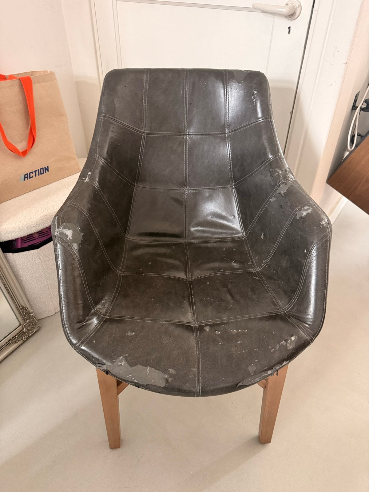 4x Stevige eetkamerstoelen met vervangbare hoezen, Gebruikt, Zwart, Leer, Ophalen of Verzenden