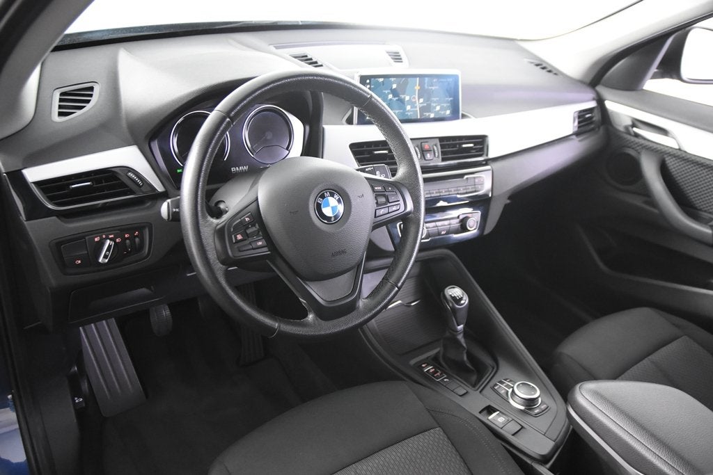 BMW X1 sDrive18i *1ste eigenaar*Navigatie*Standkachel*PDC*, Auto's, Gebruikt, Automatische klimaatregeling, Blauw, Bedrijf