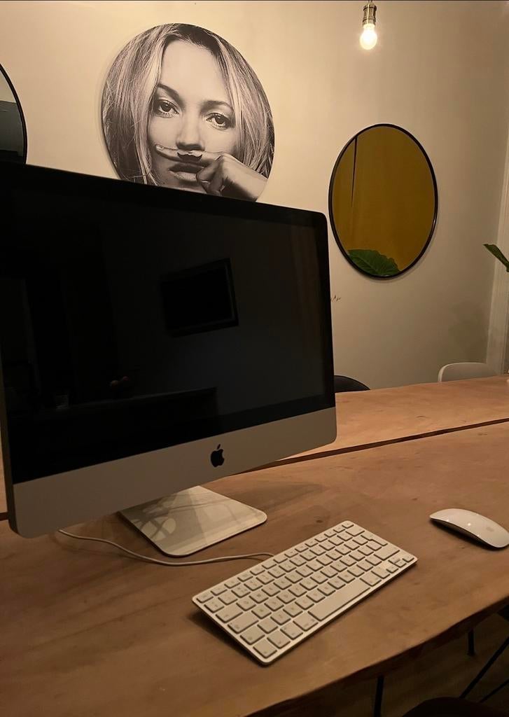 iMac 2010, Computers en Software, Apple Desktops, Gebruikt, iMac, Onbekend, Minder dan 4 GB, Ophalen of Verzenden