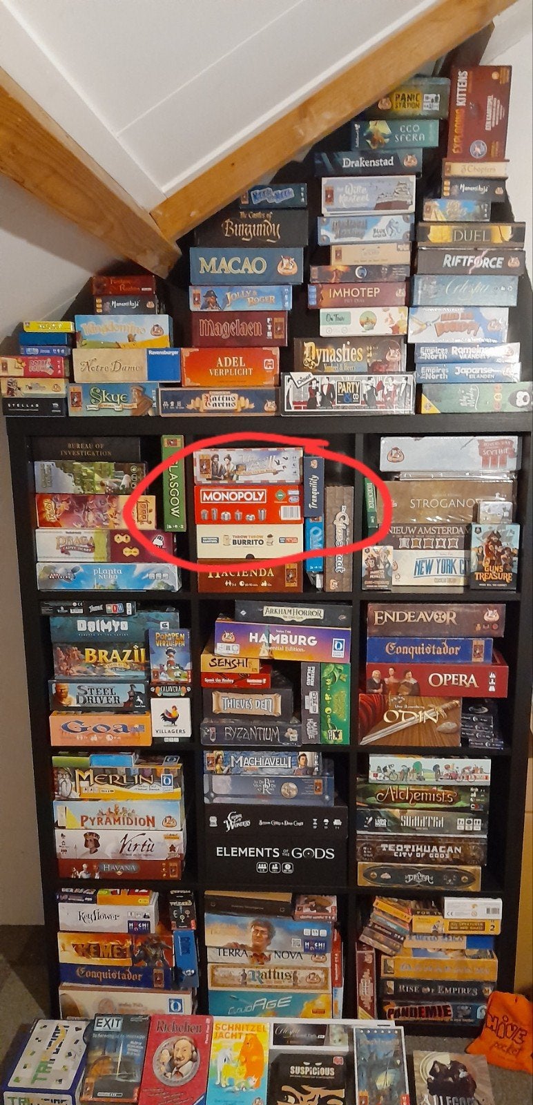 zolder opruiming diverse bordspellen, Hobby en Vrije tijd, Gezelschapsspellen | Bordspellen, Ophalen of Verzenden, Nieuw