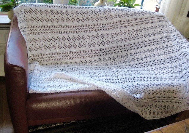 WIT GEHAAKT KATOENEN SPREI/KLEED , MOOI DICHT PATROON, Ophalen of Verzenden