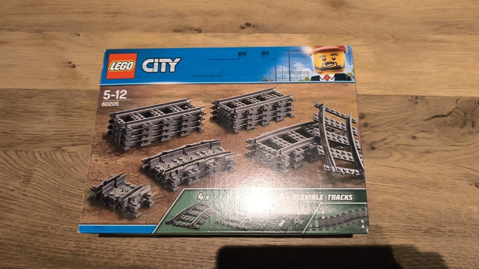 LEGO City Treinrails Set 60205 - 2 dozen, Ophalen of Verzenden, Zo goed als nieuw, Overige merken