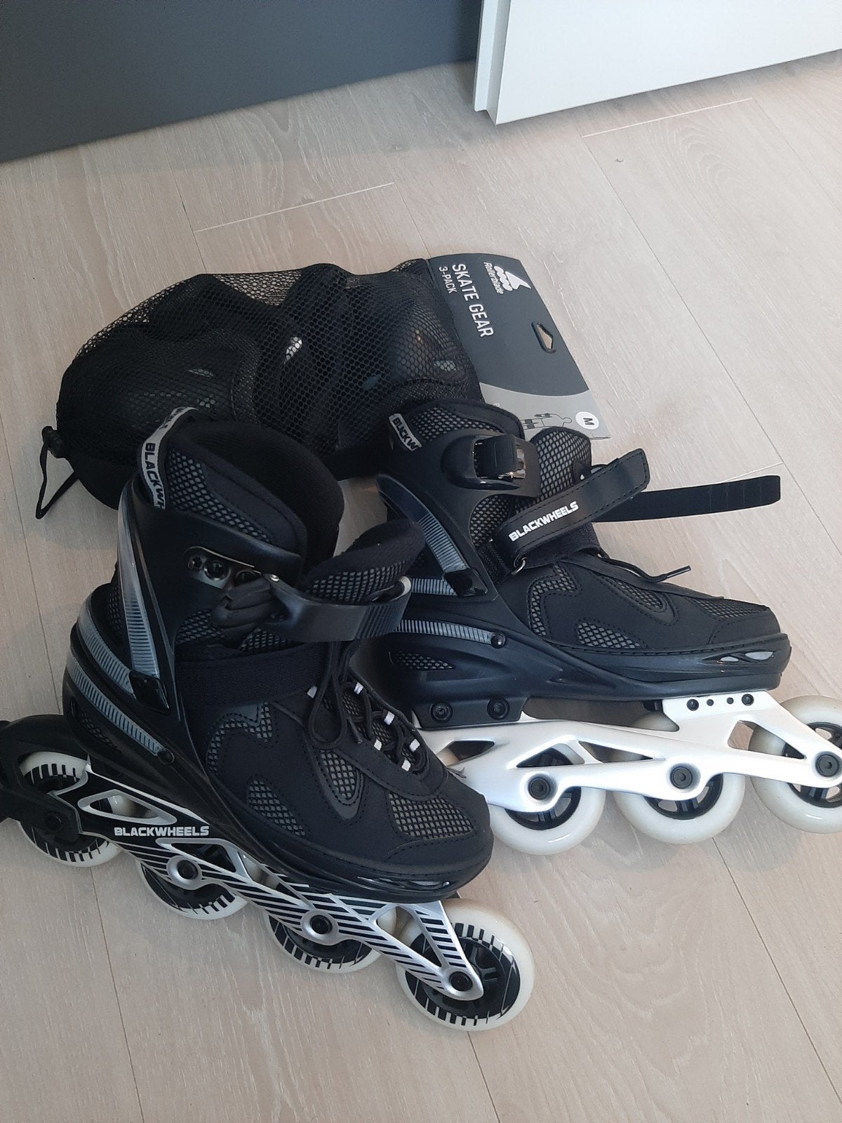Skeelers en beschermers (maat 38-41), Ophalen of Verzenden, Verstelbaar, Zo goed als nieuw, Inline skates 4 wielen