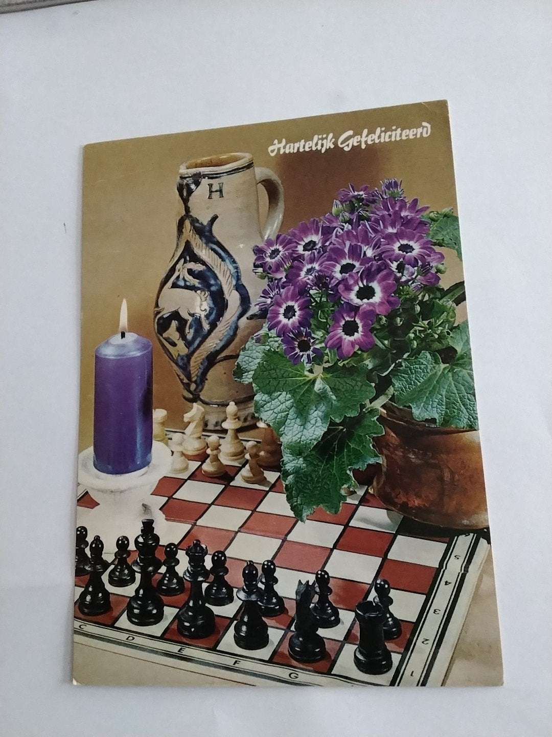 Vintage Ansichtkaart: Schaakbord, Kaars en Bloemen (1988), Verzamelen, Ophalen of Verzenden, 1980 tot heden