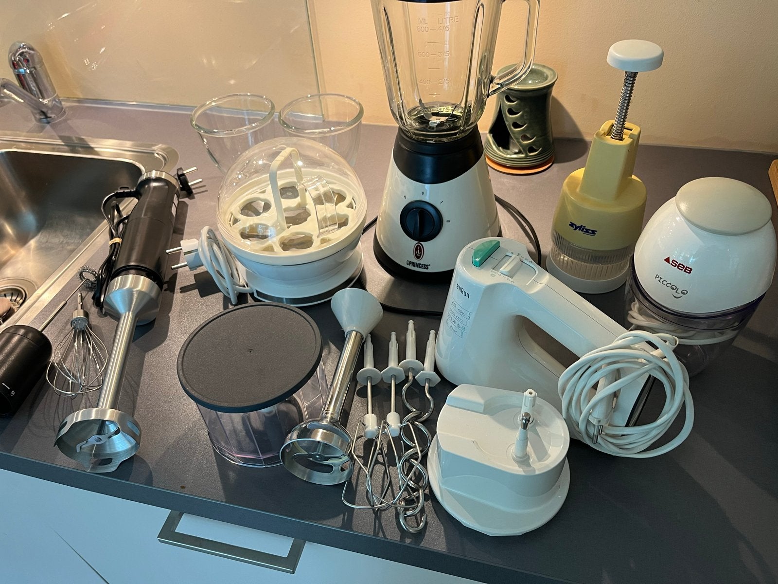 Keuken. Blender, staafmixer, handmixer, ea. zo goed als nw, 1 tot 2 liter, Ophalen, Gebruikt, 3 snelheden of meer
