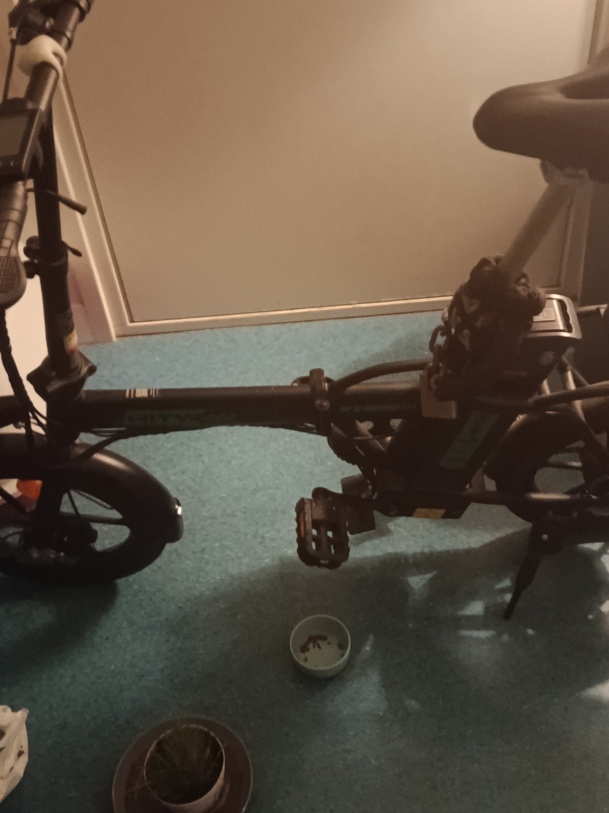 Compacte opvouwbare elektrische fiets hitway zwart, Gebruikt, Minder dan 47 cm, 30 tot 50 km per accu, Ophalen