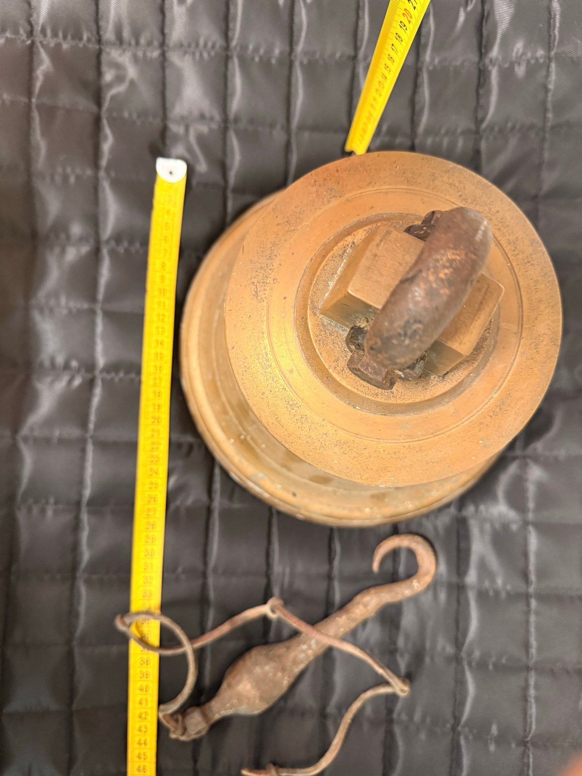 Antieke bronzen bel - 12,8 kg - vermoedelijk 19e eeuw, Ophalen, Brons