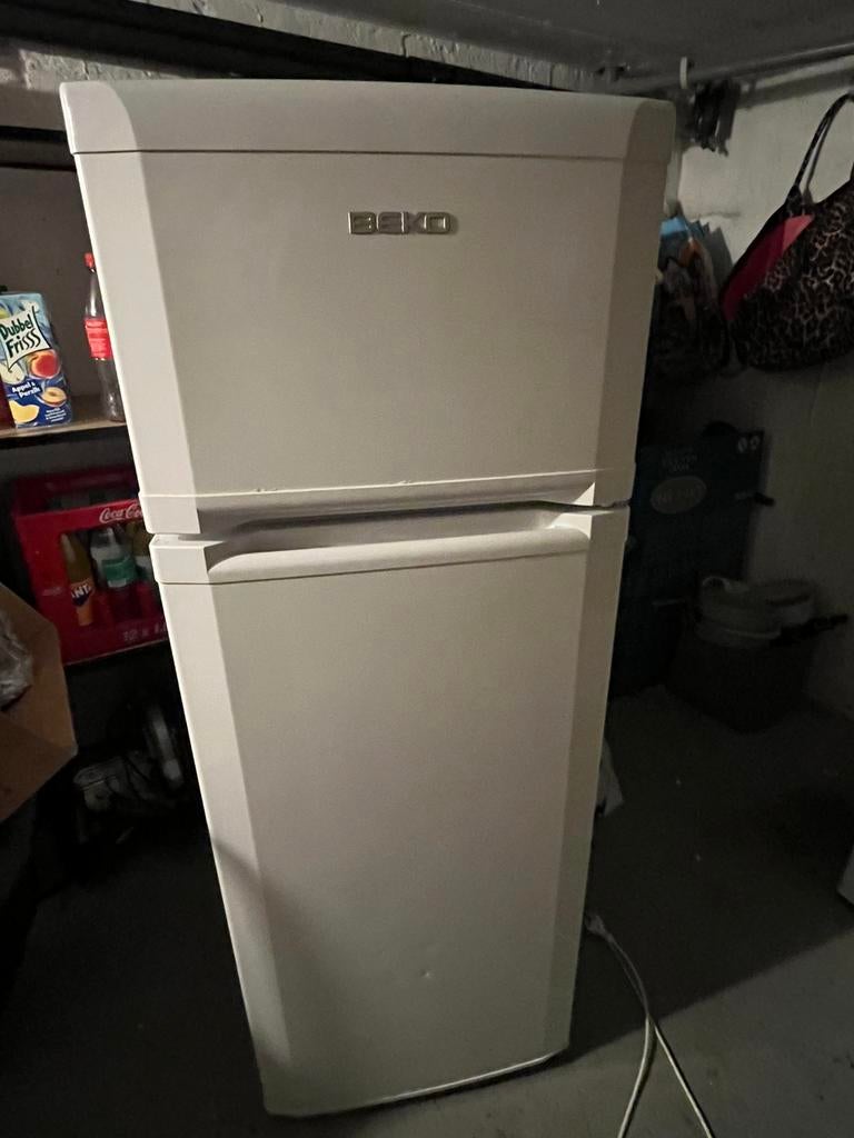 Koelvries kast te koop, Witgoed en Apparatuur, Koelkasten en IJskasten, Ophalen, Gebruikt, 200 liter of meer, Met aparte vriezer