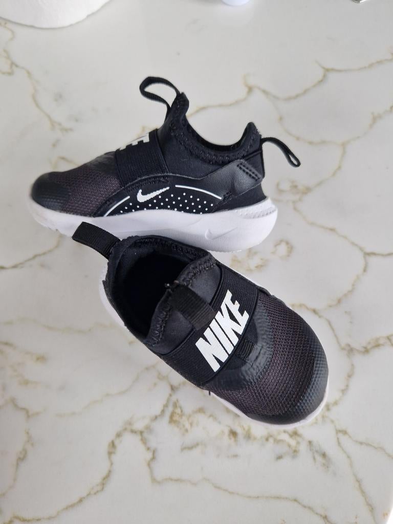 Baby/peuter schoenen: Nike Performance FLEX RUNNER 4 UNISEX, Ophalen of Verzenden, Zo goed als nieuw, Jongen of Meisje, Schoenen