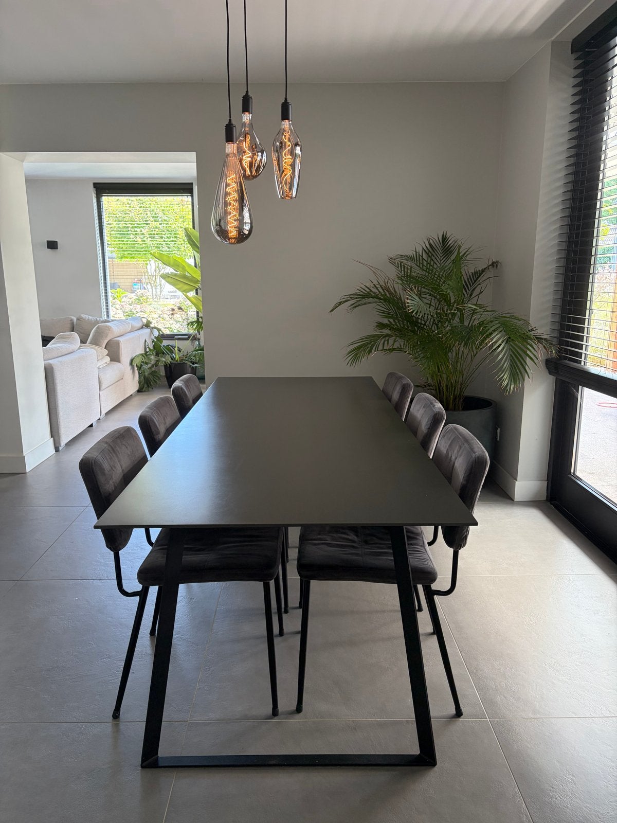 Moderne Goossens eettafel met 6 stoelen - Gebruikt, Gebruikt, 200 cm of meer, Vijf personen of meer, Metaal