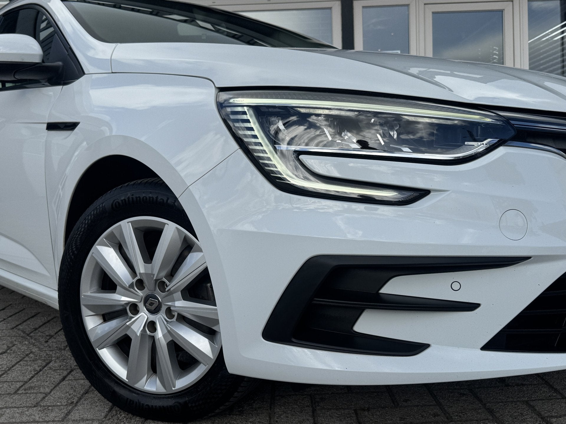 Renault Mégane Estate 1.0 115PK TCe Zen | CarPlay | Trekhaa, Auto's, Gebruikt, Euro 6, 116 pk, Origineel Nederlands