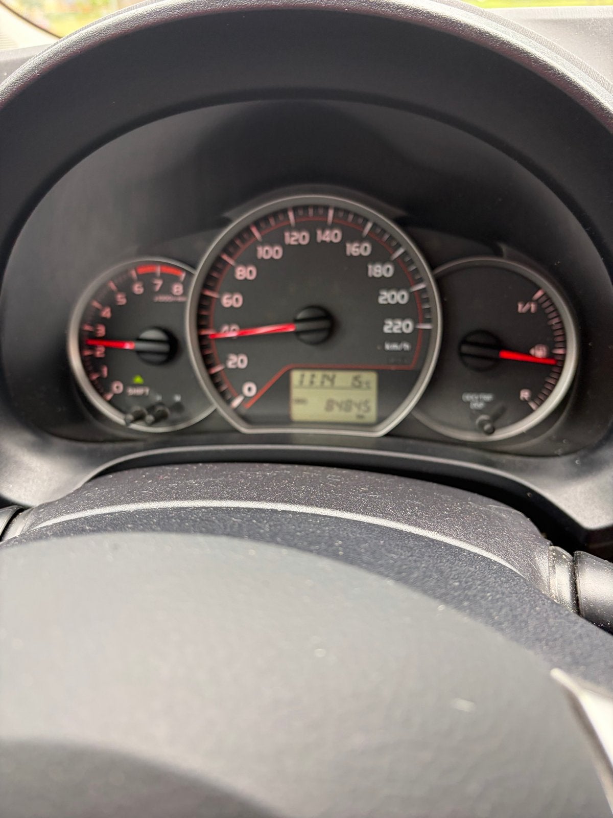 Toyota Yaris 1.3 16V Vvt-i 5DR 2013 Zwart, Voorwielaandrijving, Stof, 40 €/maand, Zwart