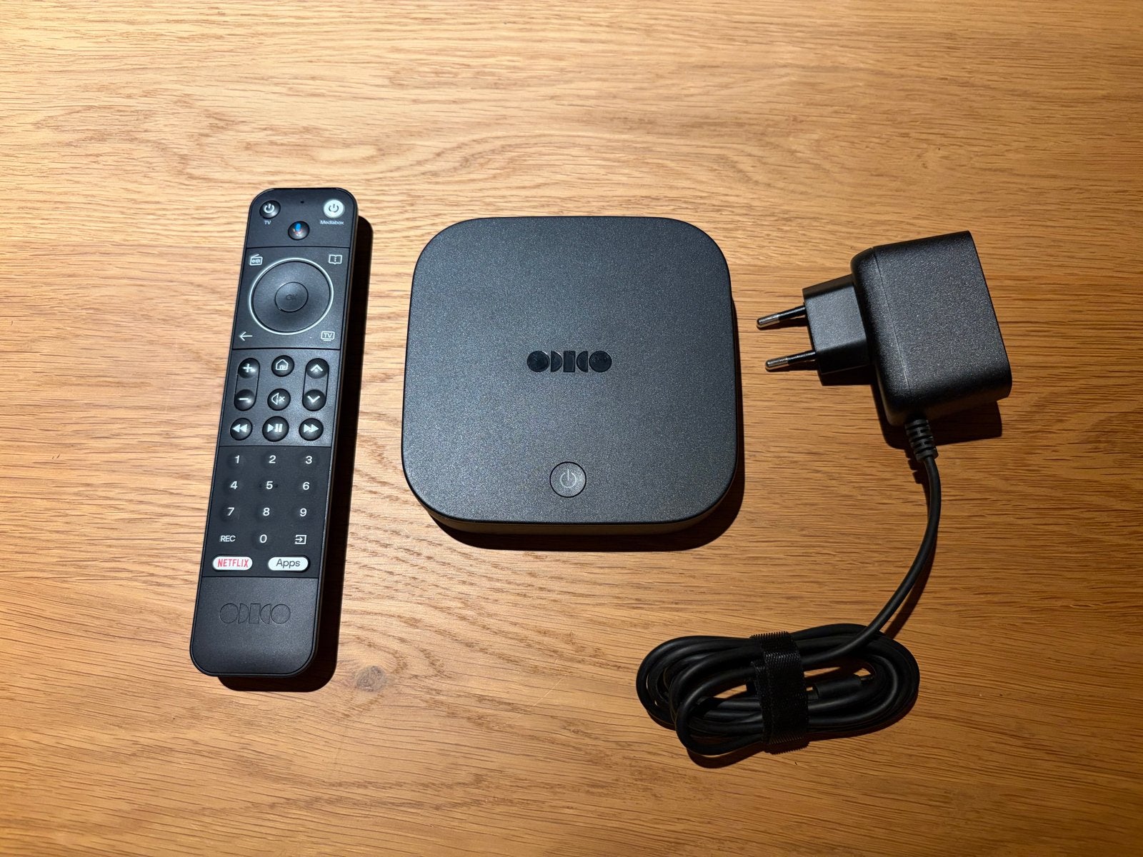 Odido Mediabox met afstandsbediening en adapter, Audio, Tv en Foto, Mediaspelers, Ophalen of Verzenden, Zo goed als nieuw, HDMI