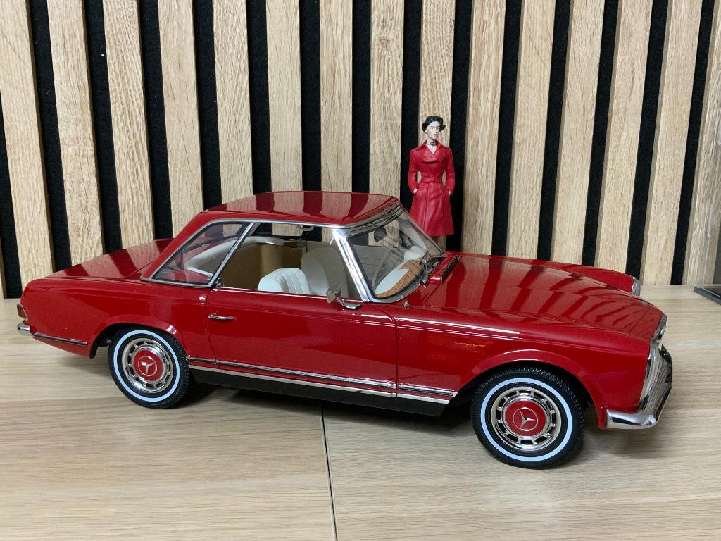 PREMIUM CLASSIXXS 1/12 MERCEDES-BENZ 280 SL PAGODA 1967-1968, Ophalen of Verzenden, Zo goed als nieuw, 1:9 t/m 1:12, Auto