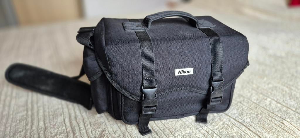 Nikon cameratas - Stevige bescherming voor je camera, Ophalen, Gebruikt, Schoudertas