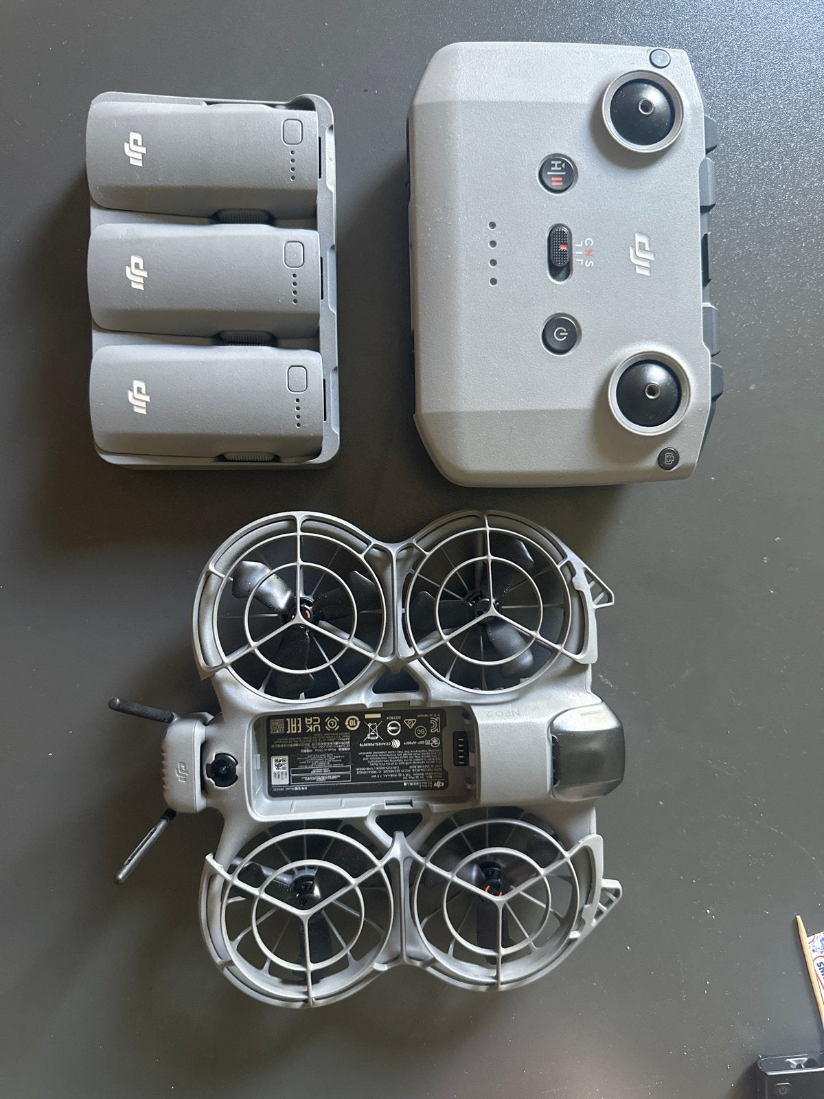 DJI NEO 2 Drone met 3 accu's en controller, Cameradrone, Extra accu('s), Zo goed als nieuw, 1 tot 5 kilometer