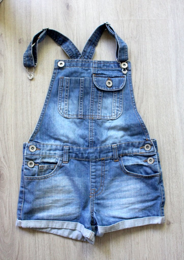 stoere korte spijkerbroek met hart/galgen maat 134 140, Ophalen of Verzenden, Zo goed als nieuw, Meisje, Broek
