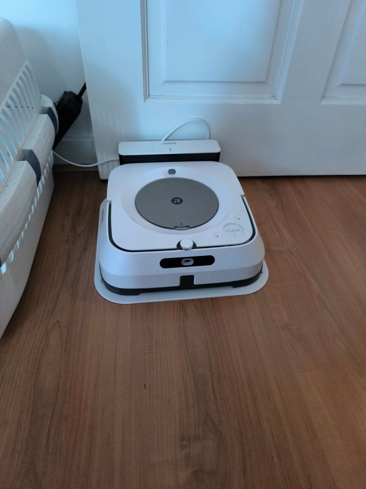 iRobot Braava Jet m6 dweilrobot te koop, Witgoed en Apparatuur, IRobot, Verzenden, Bedienbaar via app, Robotstofzuiger