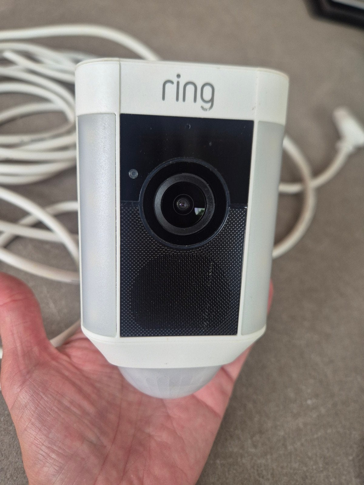 Ring Spotlight Cam Wired-Beveiligingscamera mt schijnwerpe, Ophalen of Verzenden, Gebruikt, Buitencamera