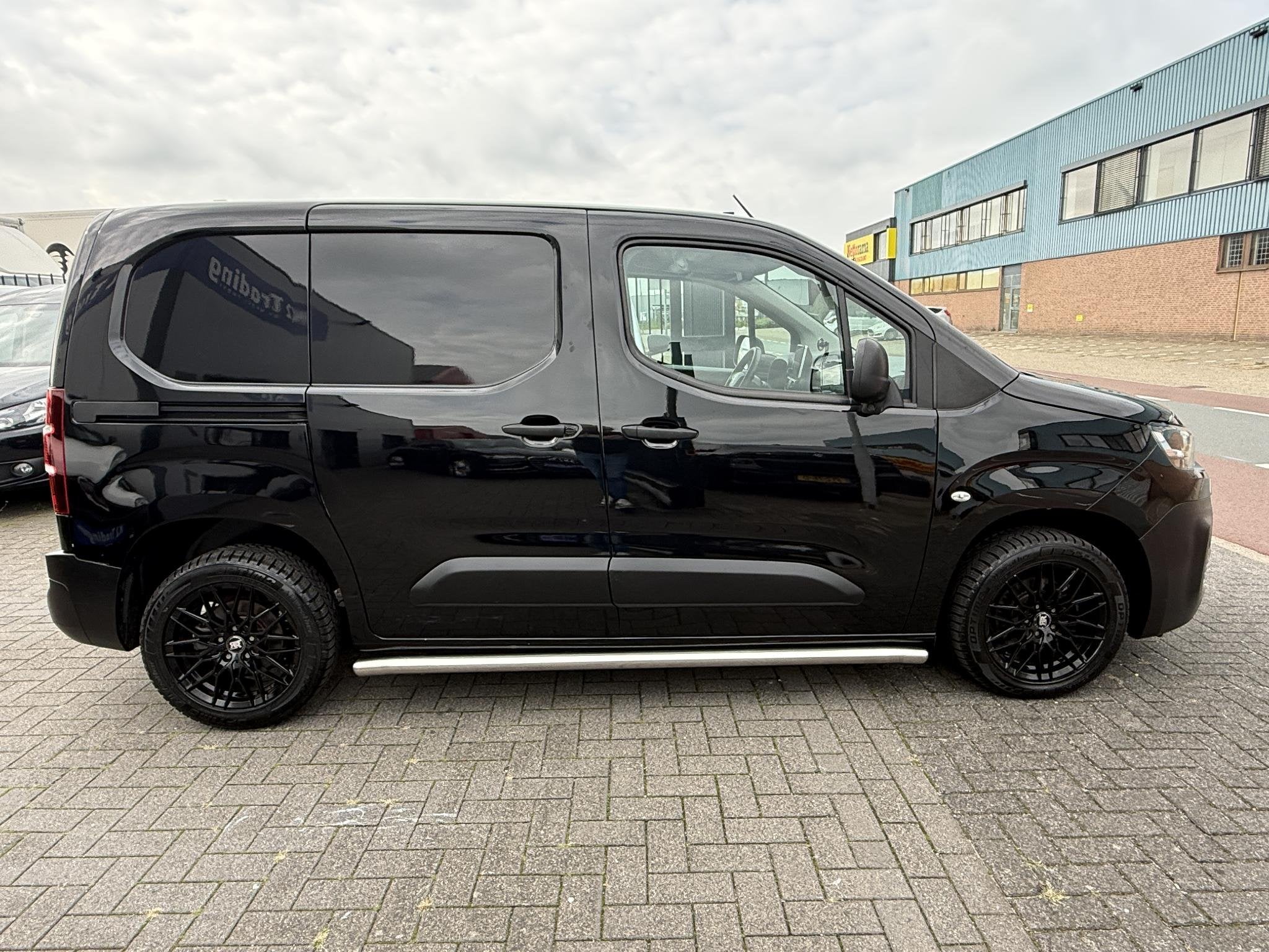 Citroen Berlingo 1.5 BlueHDI Driver Euro 6 Camera 2x Carplay, Auto's, Voorwielaandrijving, 1350 kg, Stof, Gebruikt