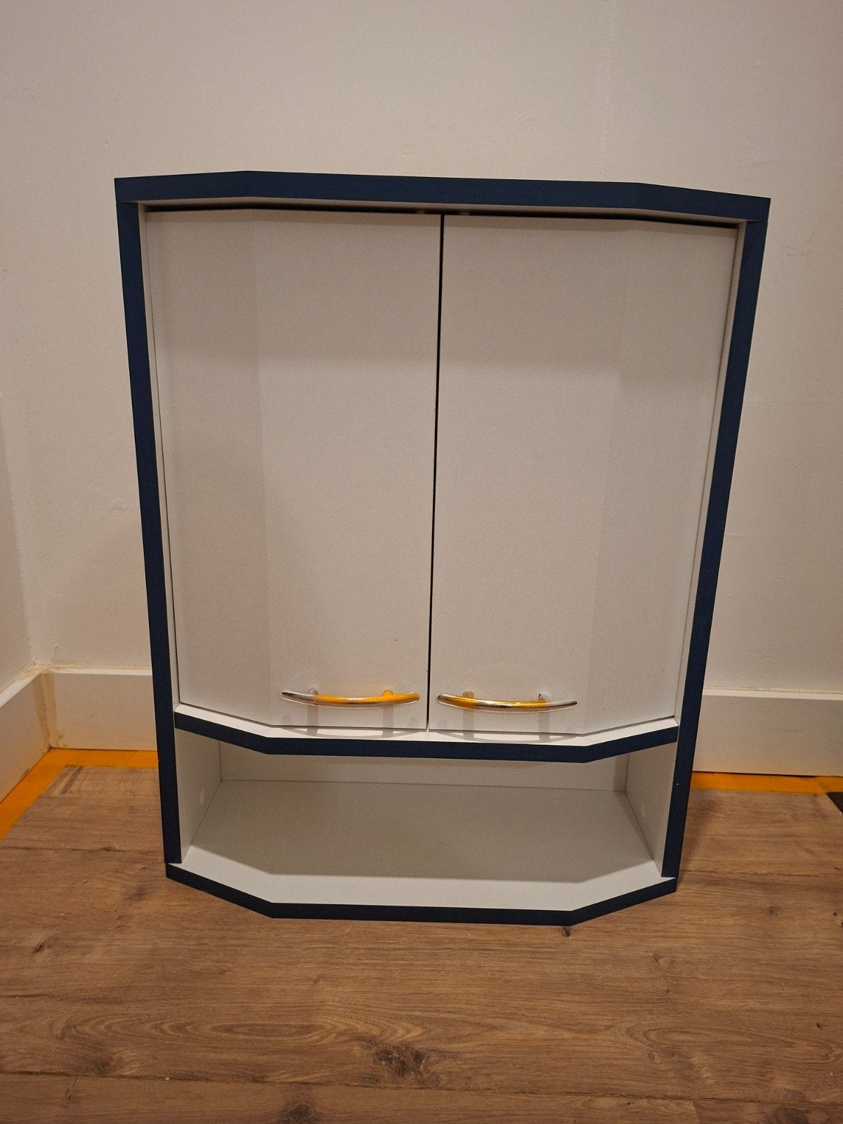 Wandkastje met deuren en open vak - Blauw/Wit, Huis en Inrichting, Ophalen, Gebruikt