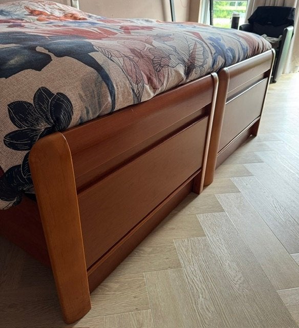 Kersenhouten bed 180x210, Ophalen, Gebruikt, Overige kleuren, 210 cm