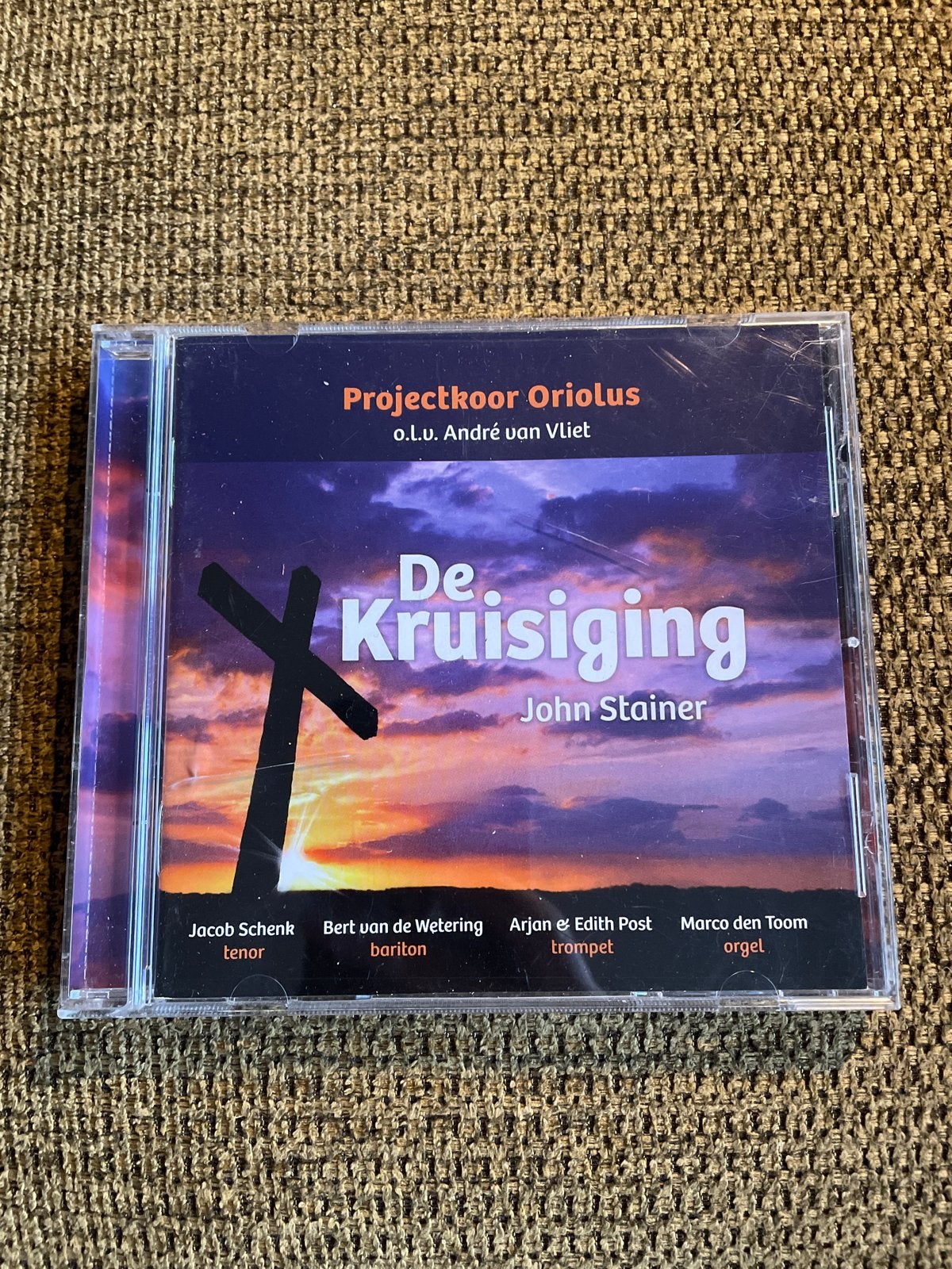 Projectkoor Oriolus - De Kruisiging (John Stainer) CD, Orgel, Ophalen of Verzenden, Zo goed als nieuw, Klassieke kerkmuziek