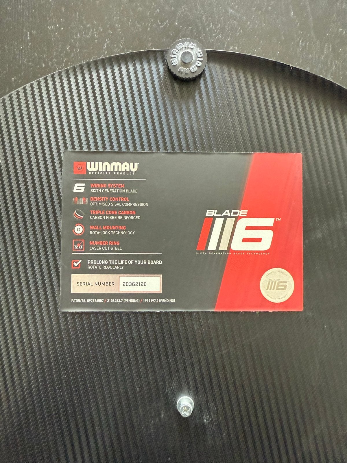 Winmau Blade 6 Dartbord met Darts (Michael van gerwen), Ophalen of Verzenden, Zo goed als nieuw, Dartbord met pijlen