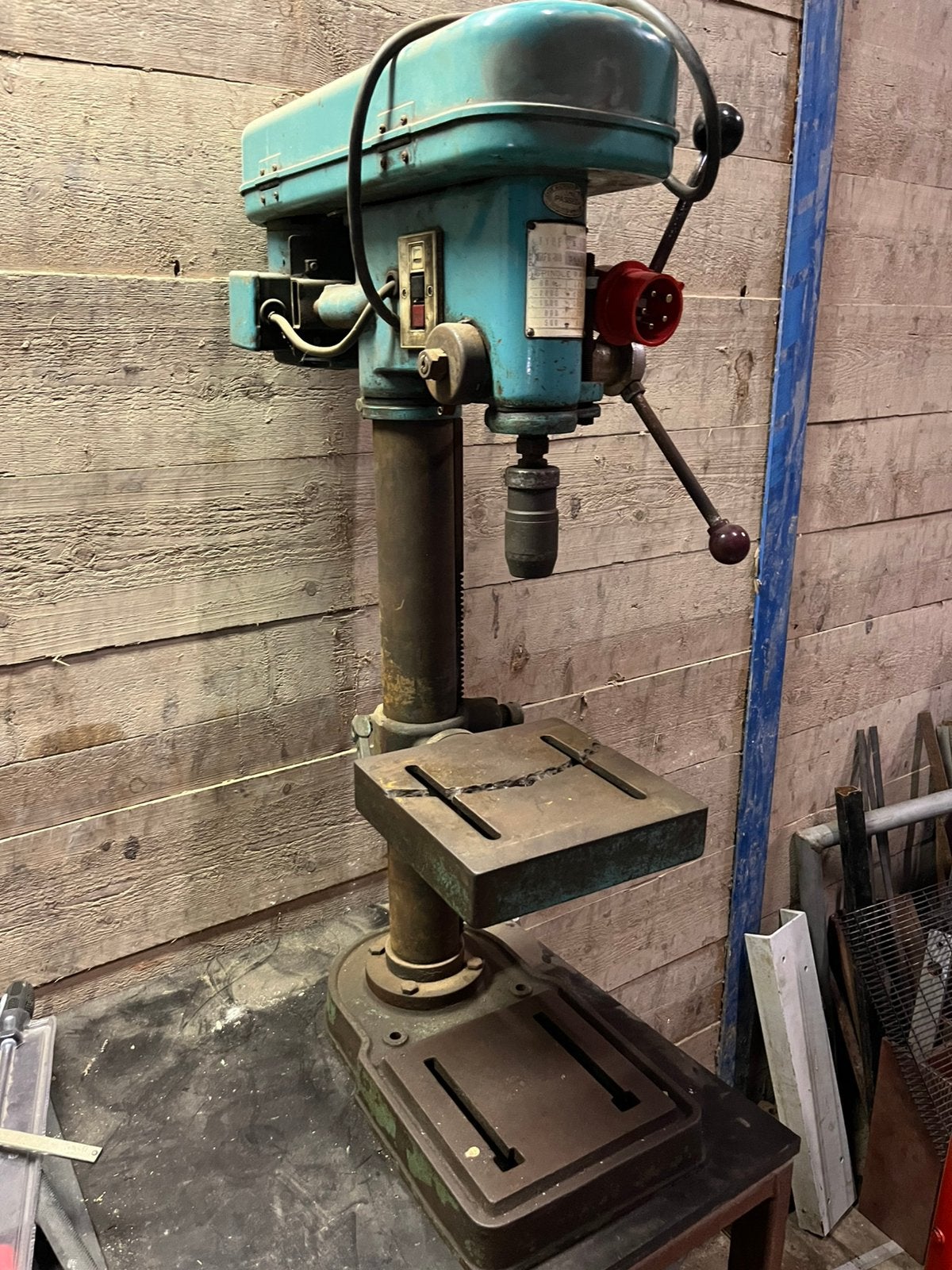 Kolomboormachine 380 volt, Ophalen, Gebruikt, Kolomboormachine, Variabele snelheid