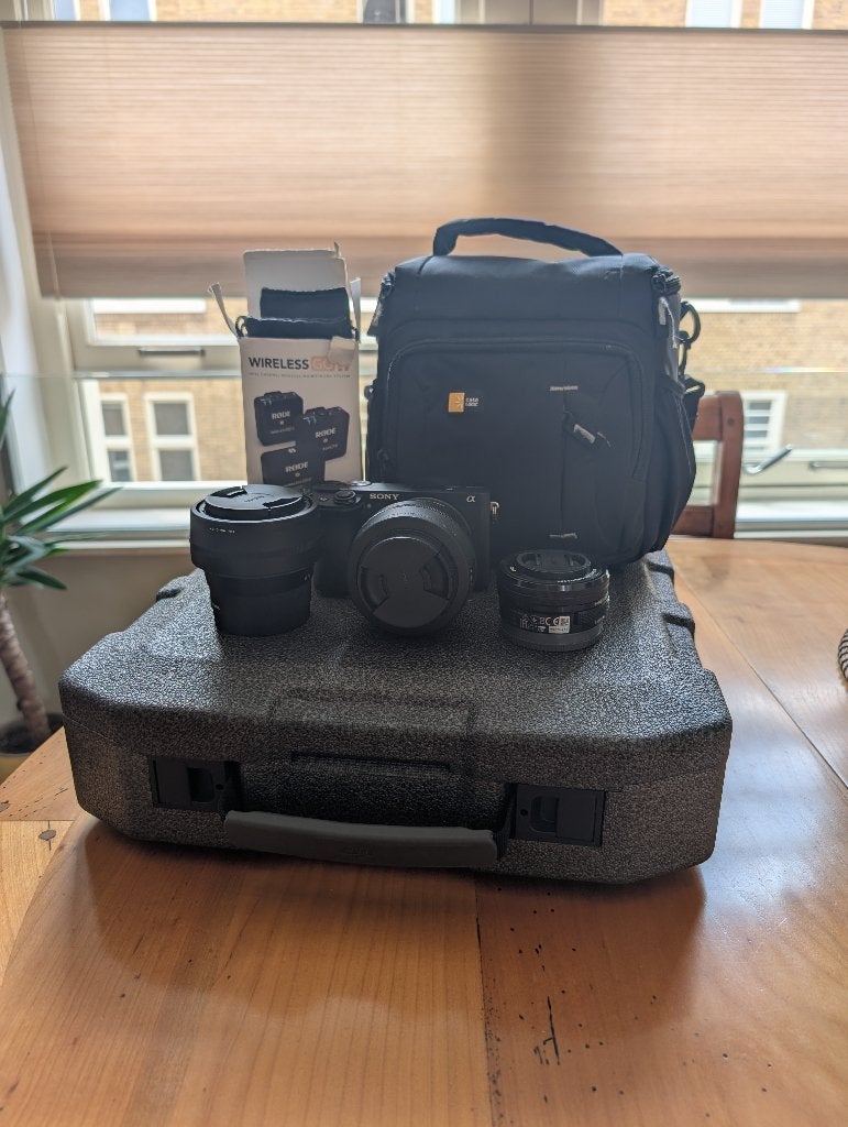 Complete Sony a6400 Video & Foto Kit (Lenzen, Gimbal, Audio), Ophalen, Gebruikt, Sony, Systeemcamera