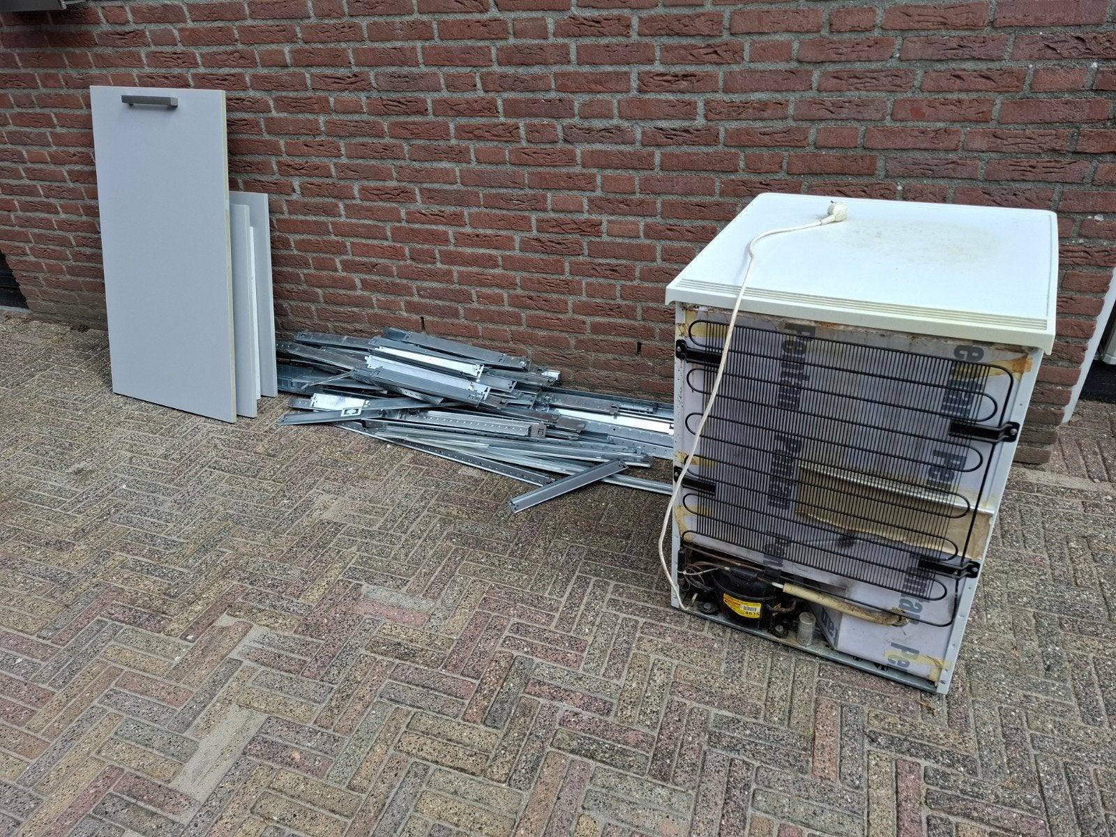 Gratis ijzer afhalen, Ophalen, IJzer