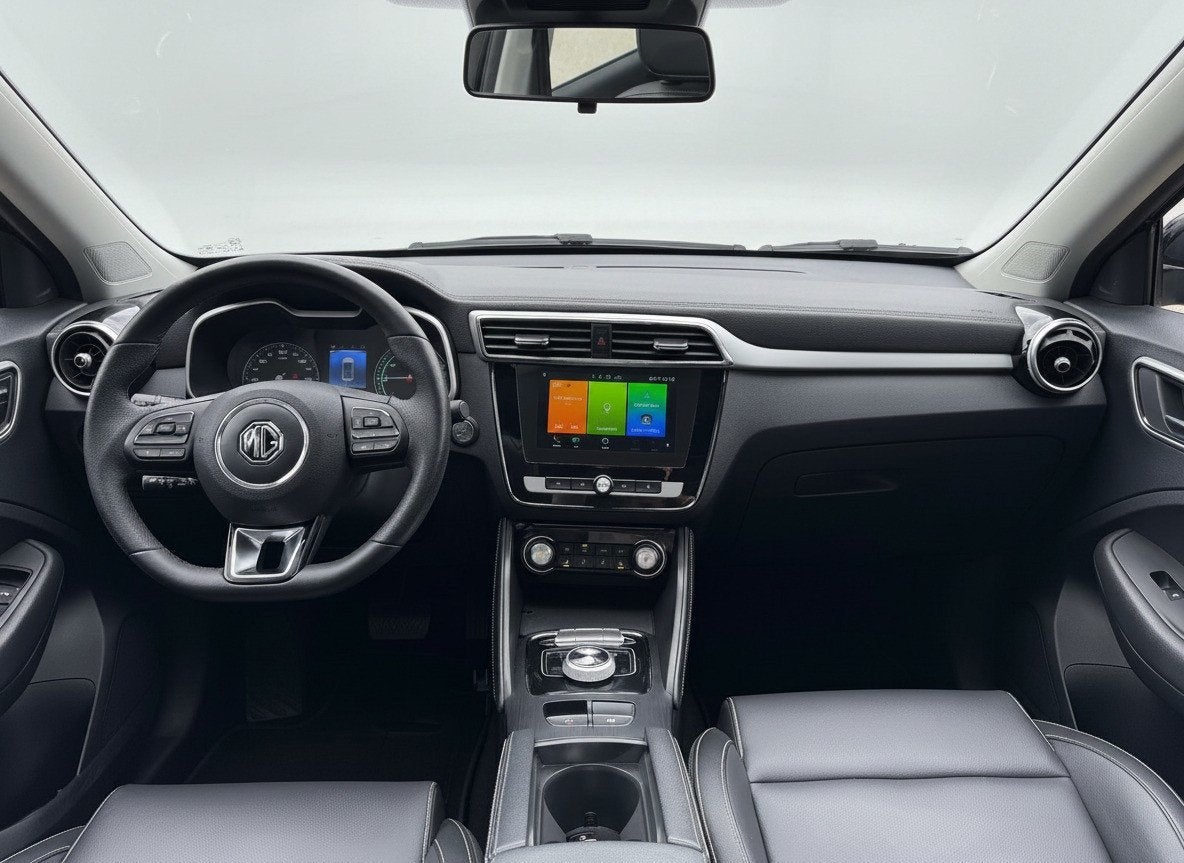 MG MG ZS EV Luxury 45 kWh|SOH 91%|Pano|Leder|NAP|Camera, Auto's, Gebruikt, Zwart, ZS, 1507 kg
