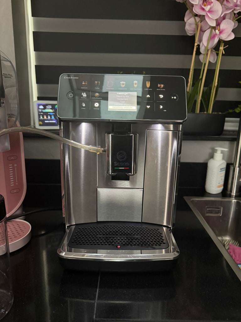 Saeco GranAroma volautomatische koffiemachine, Ophalen, Zo goed als nieuw, Koffiemachine