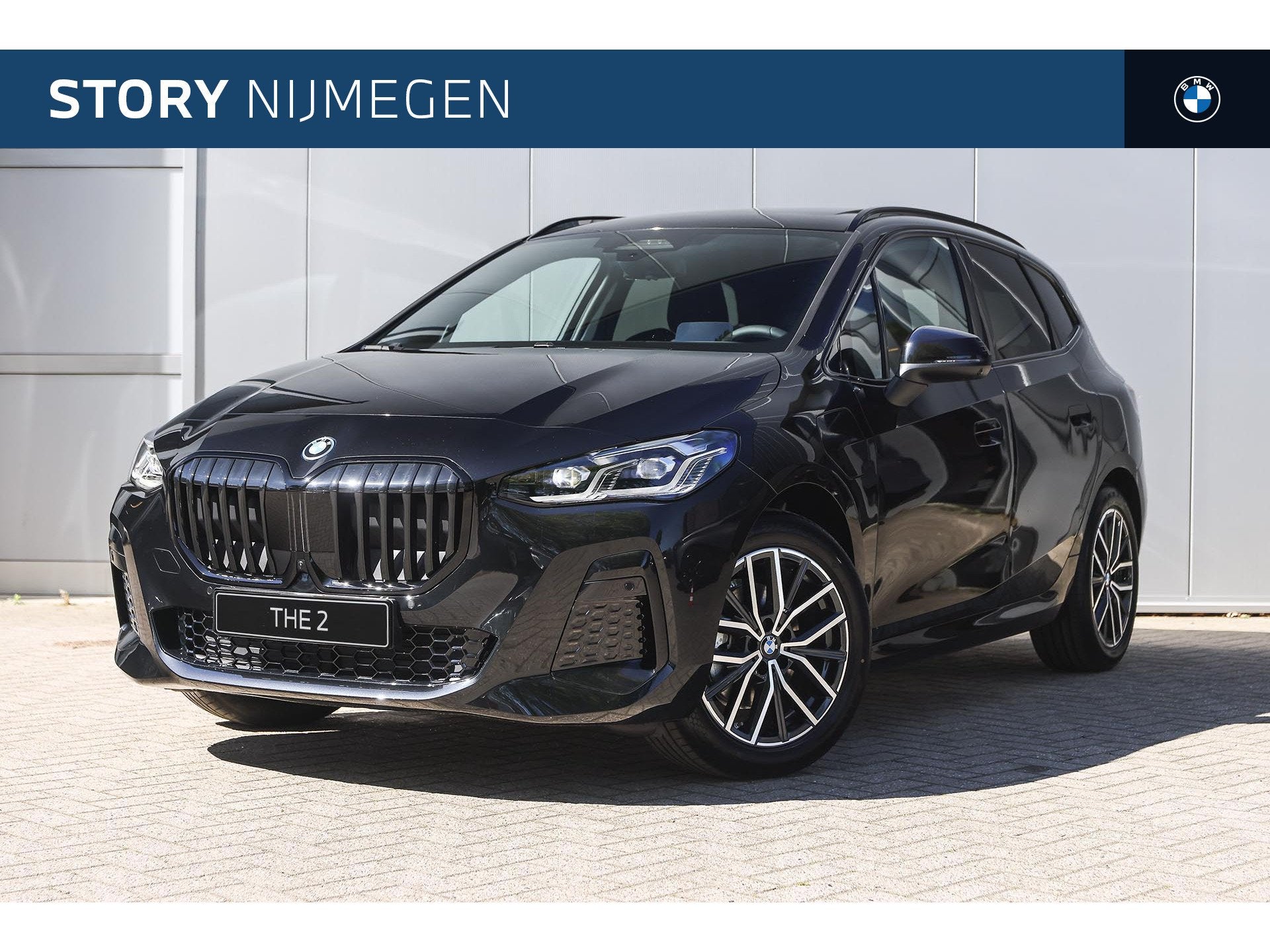 BMW 2 Serie Active Tourer 225e xDrive M Sport Automaat / Pan, Auto's, Automaat, Met garantie (alle), 38 km/l, Zwart