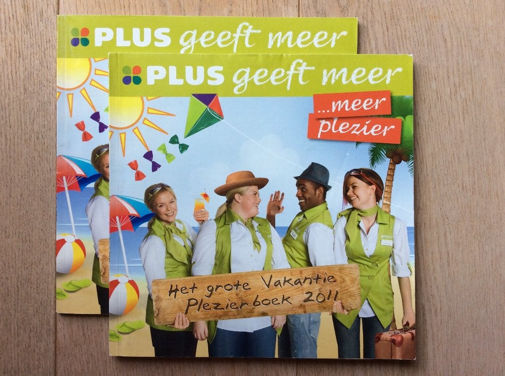 2x vakantieboek 2011 PLUS geeft meer... meer plezier, Meerdere stripboeken, Ophalen of Verzenden, Zo goed als nieuw