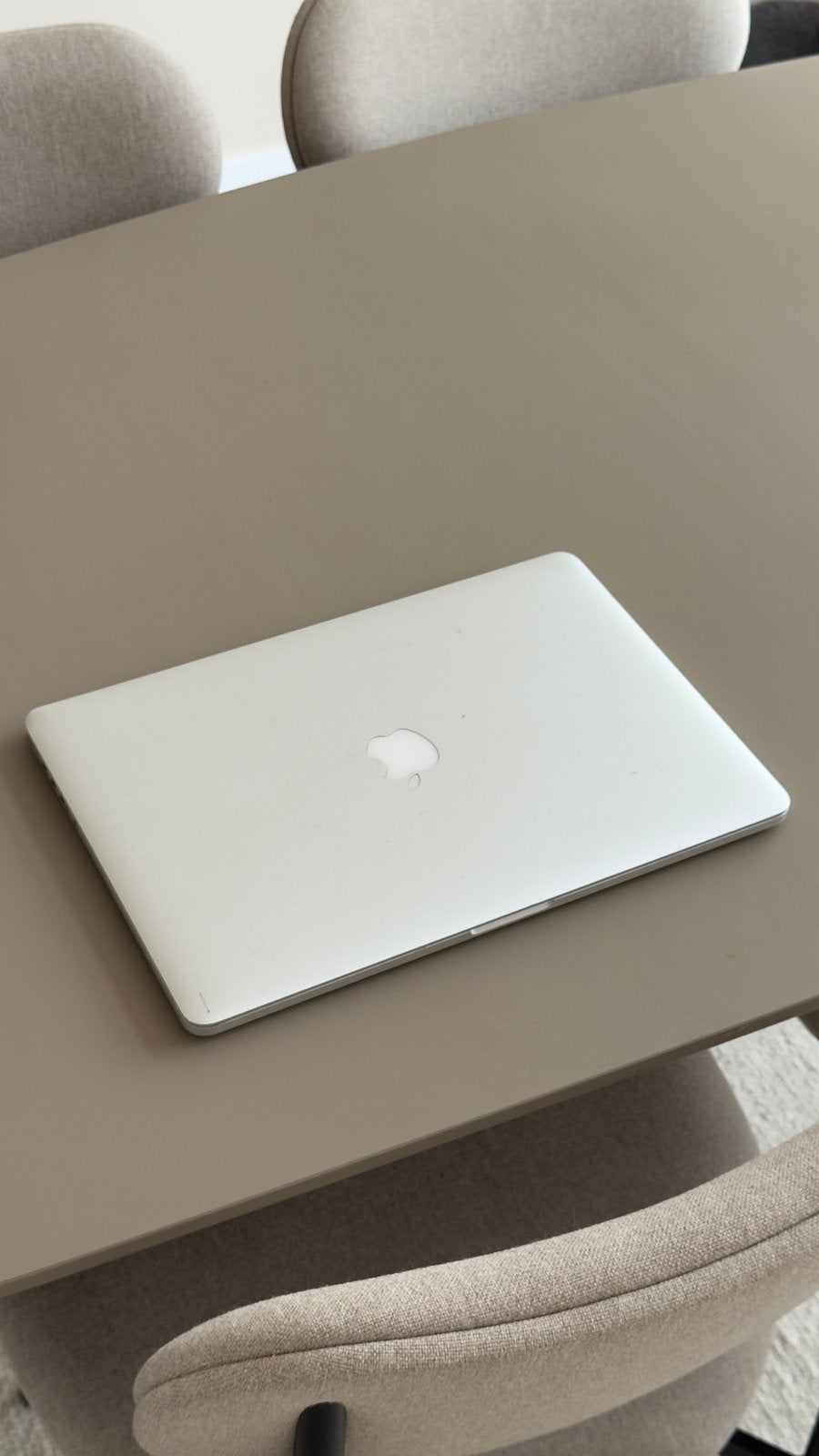 Defect! MacBook Pro 15-inch Retina (Mid 2015)