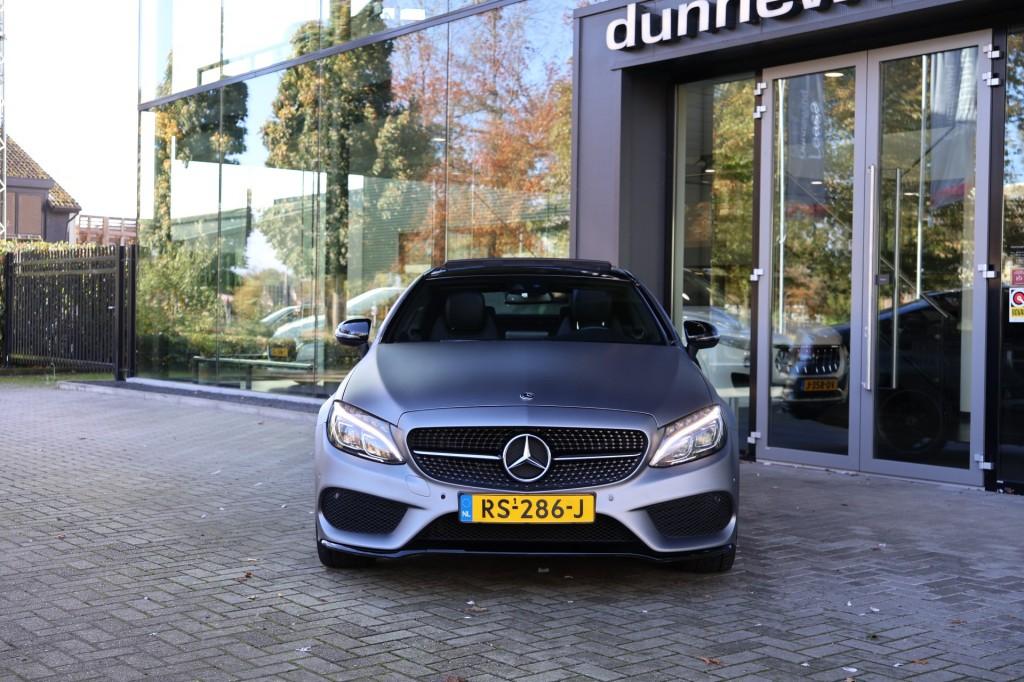 Mercedes-Benz C-Klasse C180 *AMG*NIGHT EDITION*PANO*BURMESTE, Automaat, Met garantie (alle), 4 stoelen, 1405 kg