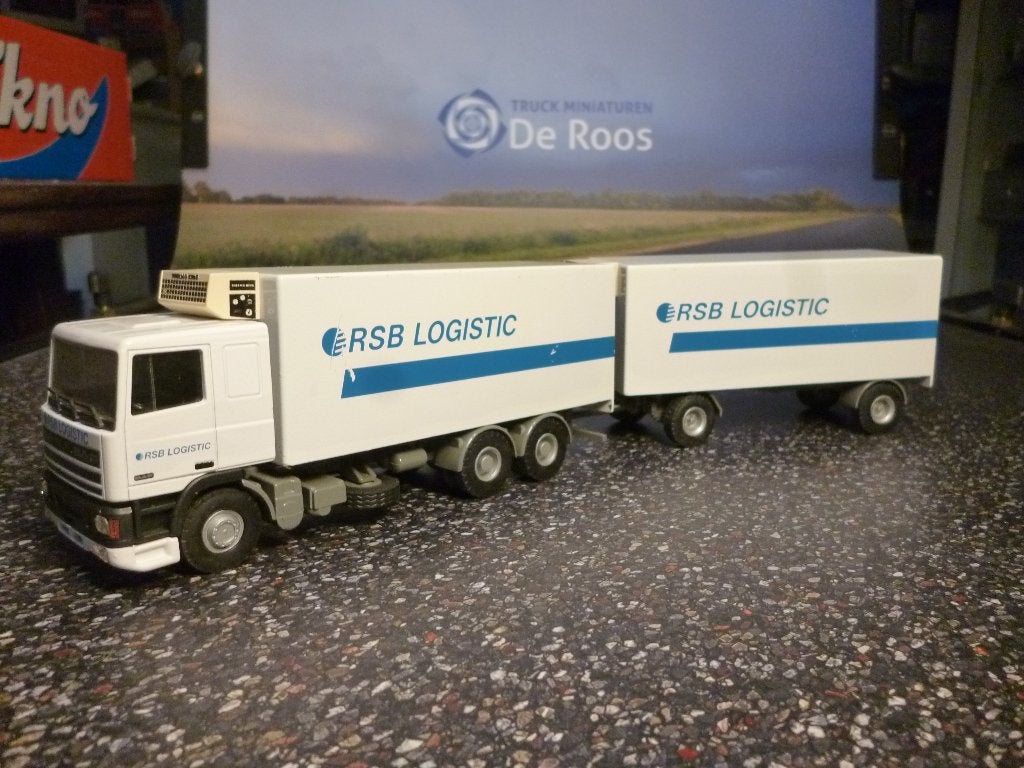 DAF 95 RSB Logistics, Hobby en Vrije tijd, Modelauto's | 1:50, Ophalen of Verzenden, Zo goed als nieuw, Bus of Vrachtwagen, Lion Toys