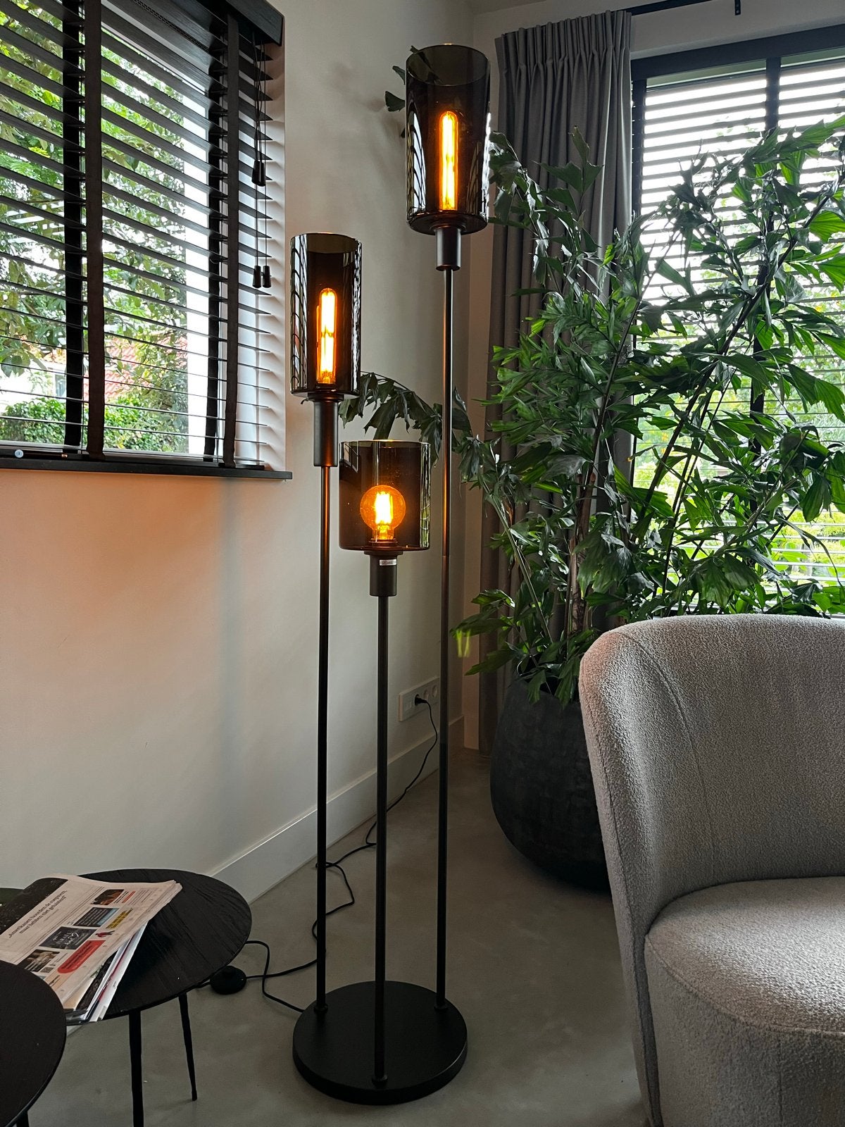 Vloerlamp Deatra 3-lamps Sienna Bruin, Ophalen, Landelijk/industrieel, E27 (groot), Zo goed als nieuw